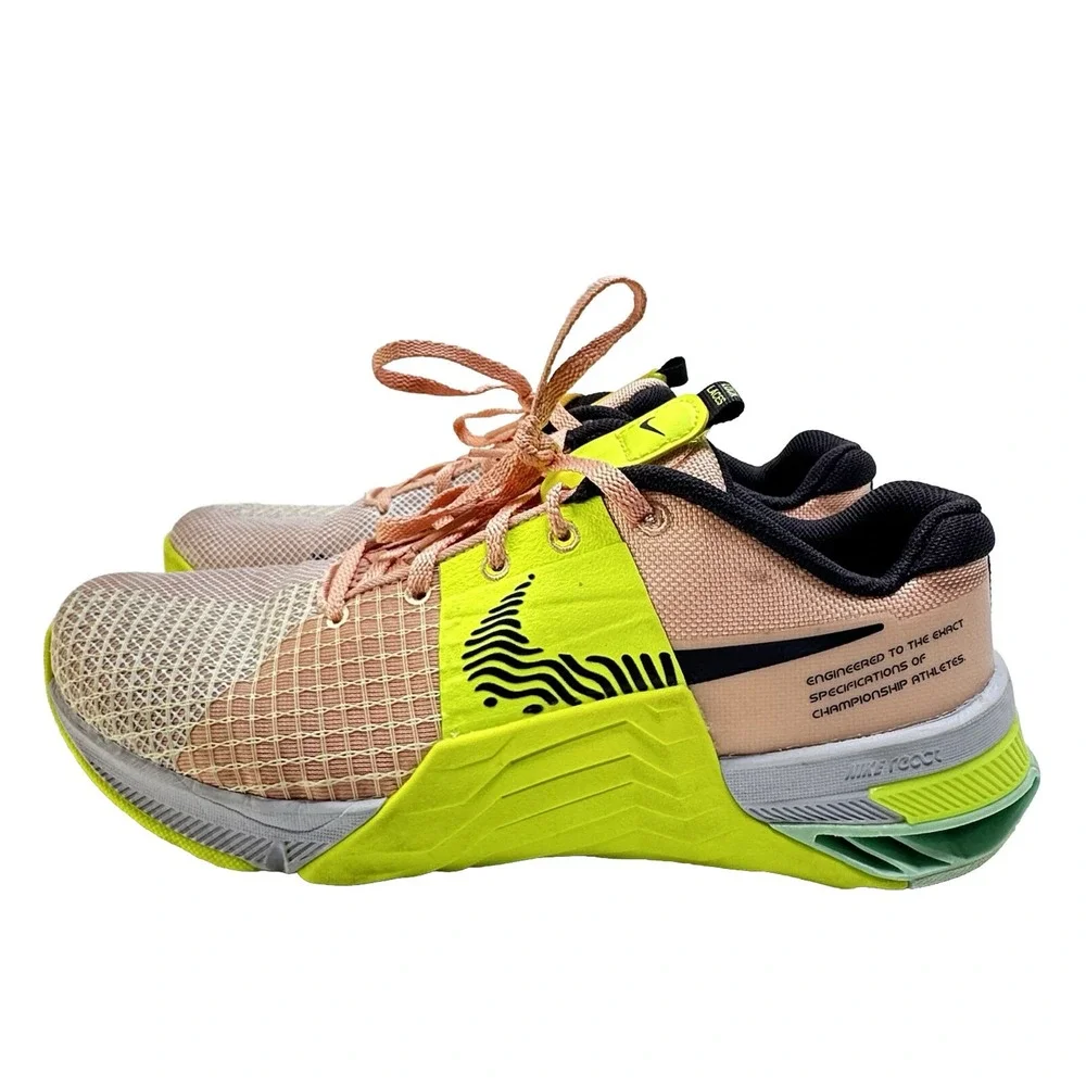 Nike Women's Size 9 Metcon 8 Arctic Orange‎ Volt DO9327-800 Training Shoes